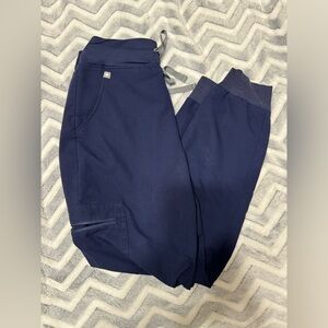 Zamora scrub pants